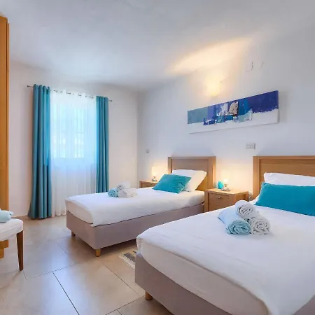 Hébergement de vacances Nini By Interhome