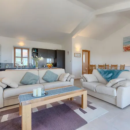 Hébergement de vacances Nini By Interhome
