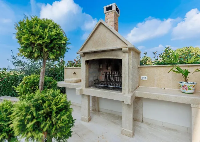 Holiday Home Nini By Interhome Bibali