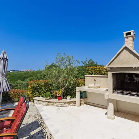 Vakantiehuis Nini By Interhome Bibali