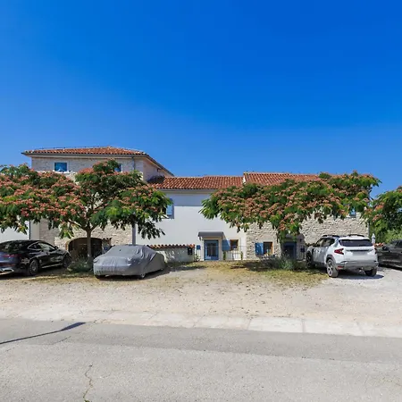 Vakantiehuis Nini By Interhome *