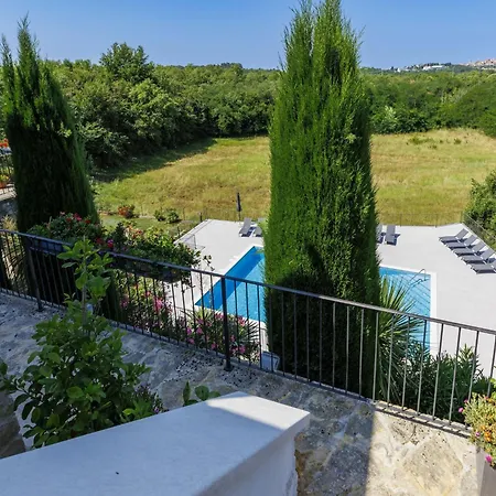 Nini By Interhome Bibali